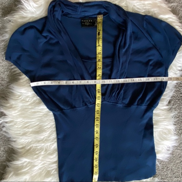 Beautiful Blue Short-Sleeve Sweater Made by B Moss Size XL - Picture 6 of 6